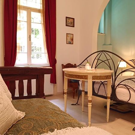 Heritage Harmony With Free Parking Budapest Esterno foto