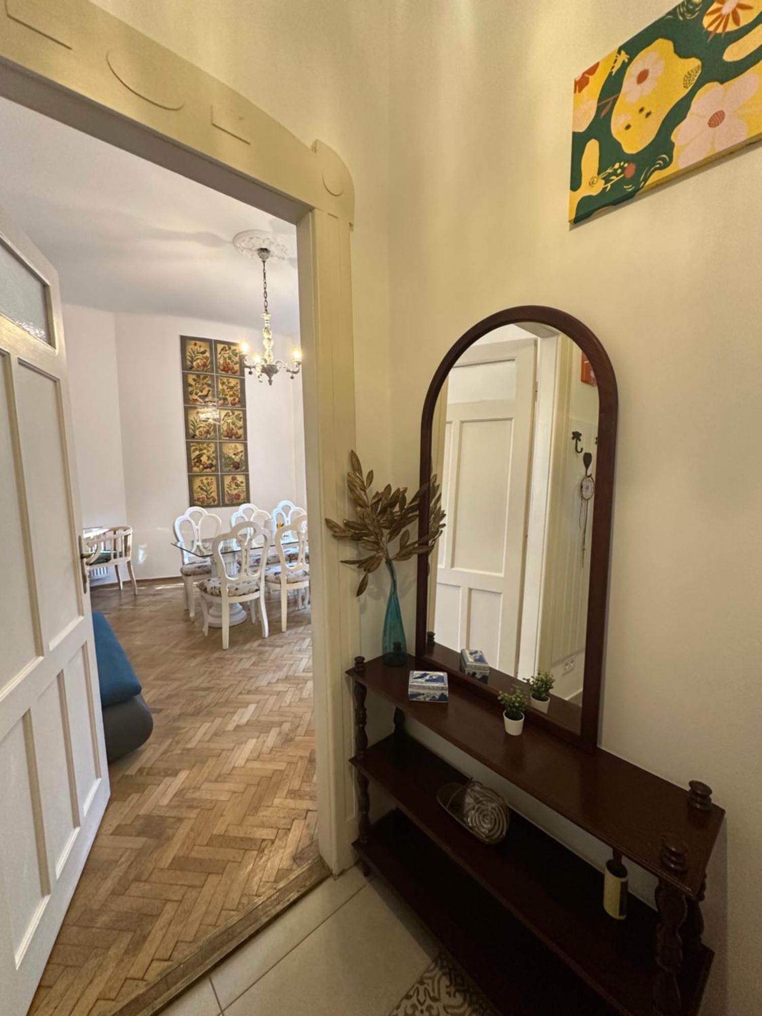 Heritage Harmony With Free Parking Budapest Esterno foto